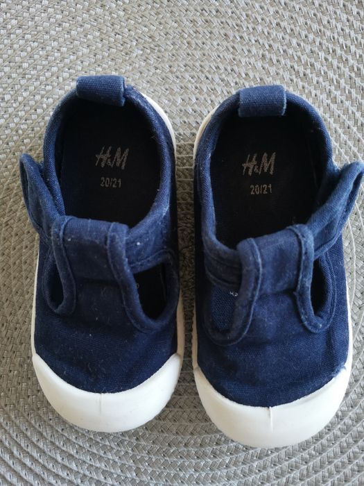 Buciki( 2 pary) firmy H&M rozmiar 20/21 aktualne
