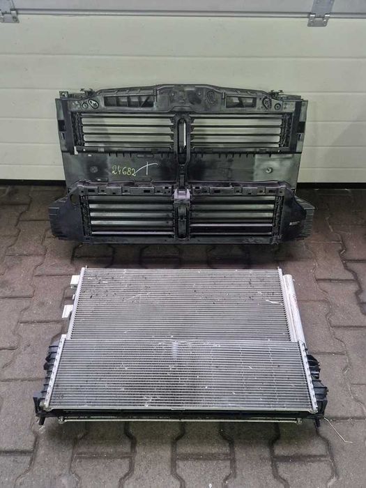 Ford Focus MK4 IV 18r.- 1.0 T Pas Przód Chłodnice