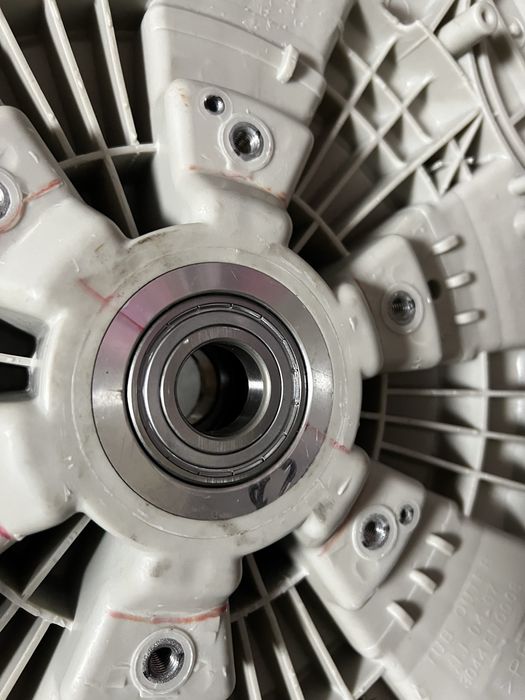 LG 5kg Бак + Нова хрестовина і підшипники