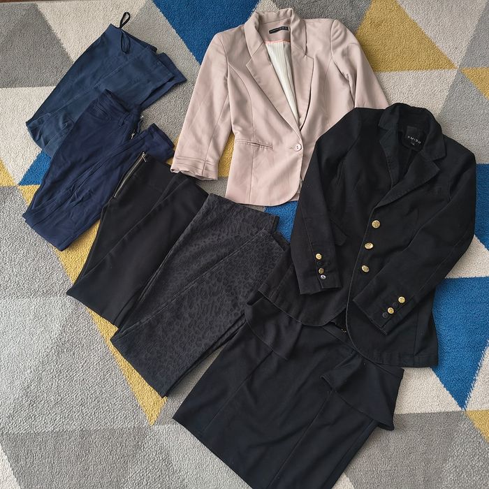 Zestaw ubrań damskich XS S marynarki spodnie