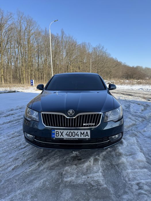 Продам автомобіль Skoda Superb