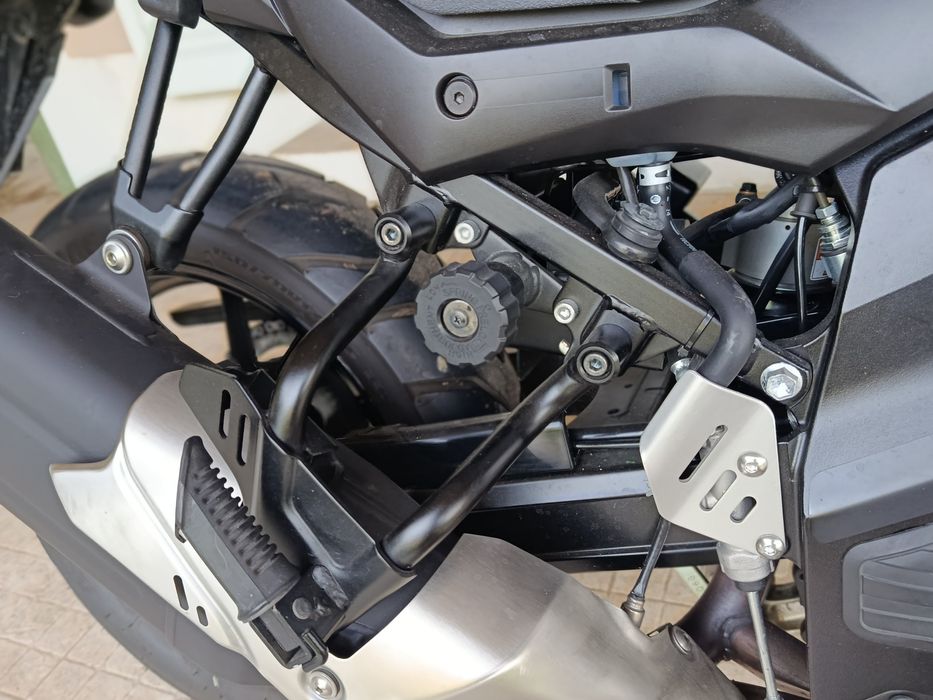 Suzuki vstrom 650 como nova(negociável)