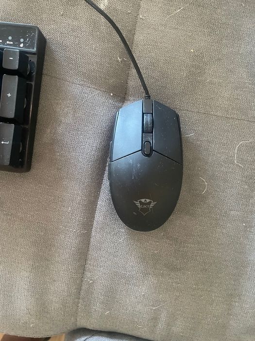 Vendo material para computador
