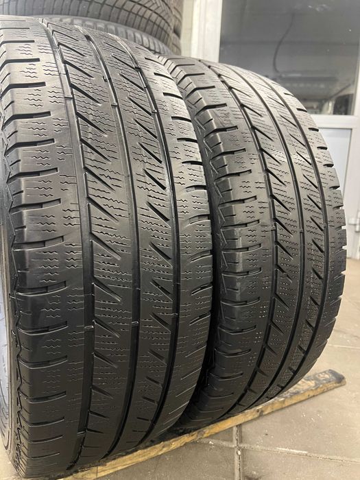 Opony wielosezonowe 235/65/R16C Goodyear Vector 4Seasons Cargo - 2 szt