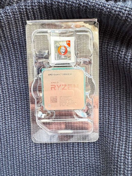AMD Ryzen 7 5800X3D AM4 з ігрової збірки