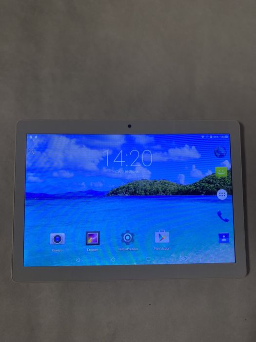 Продам планшет 10" Hoozo MT116 (2/16GB, 3G, 2 SIM), працює ідеально