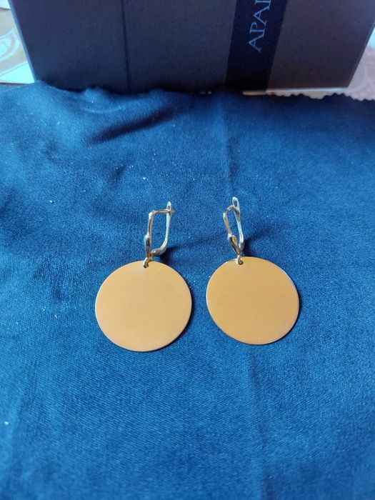 Złote kolczyki 333 dł 4cm szerokość kółka 2.5cm waga 4.3g