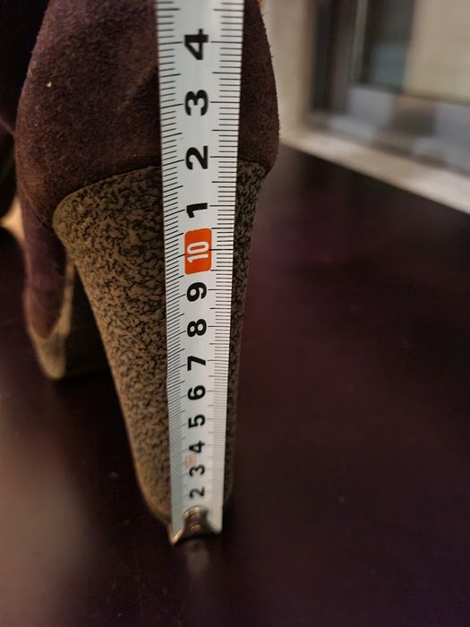 Botas Miss Sixty nr 37 cor castanho