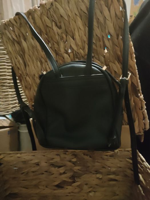 Plecaczek czarny z kieszonką