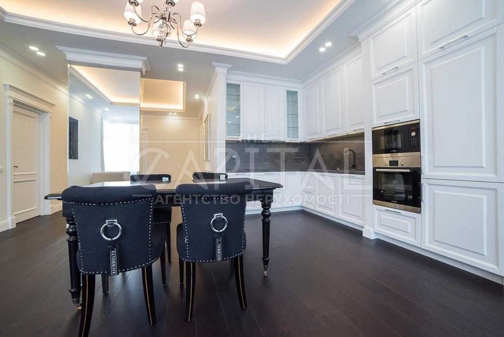 Аренда квартиры Новопечерские Липки, 4 к,  Андрея Верхогляда,15