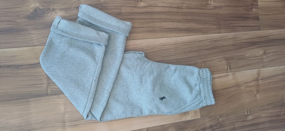 szare spodnie dresowe XS polo