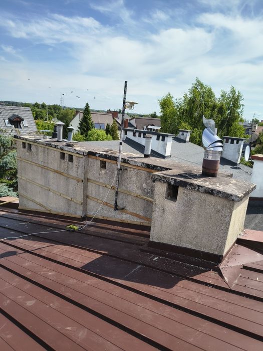 Naprawa dachów  rynien kominy okna  montaż przecieki obróbki blacharskie.