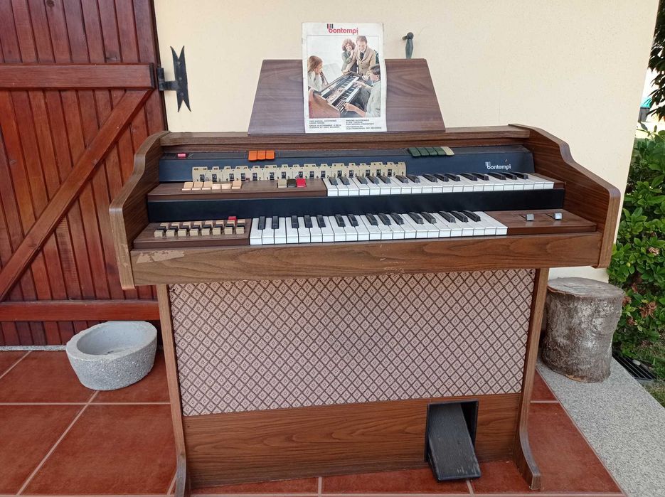 ÓRGÃO ANTIGO Bontempi