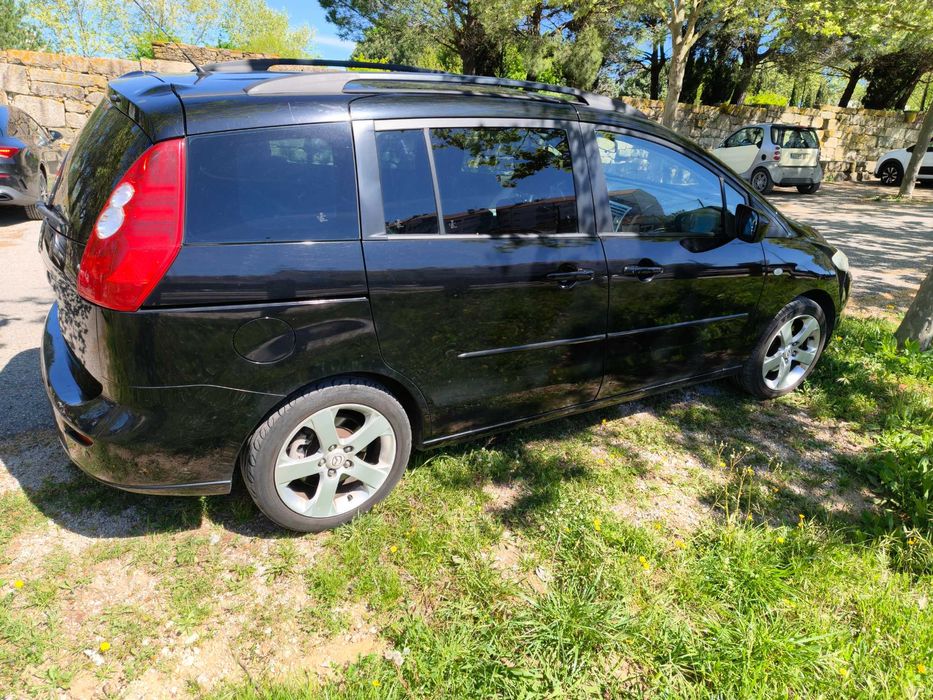 Mazda 5 - SUV de 7 lugares