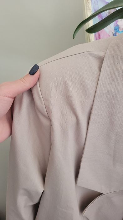 Piękna marynarka La Millou z różą