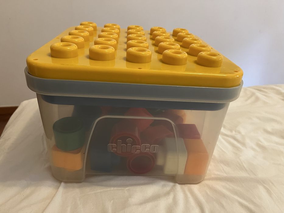 Natal - Mesa Legos Bebe transformável em banco Chicco