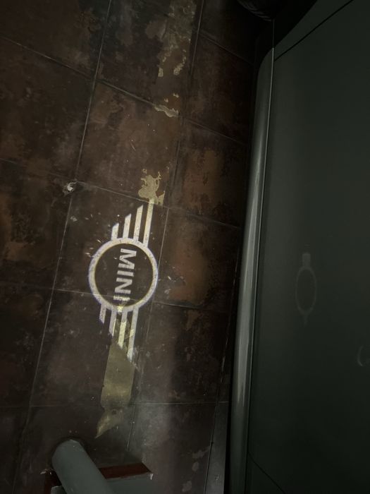 Mini Cooper D Auto com JCW