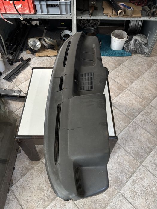 BMW e21 deska rozdzielcza konsola kokpit