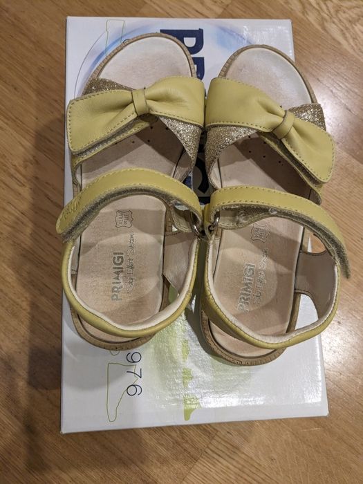 Sandałki Primigi rozm. 33