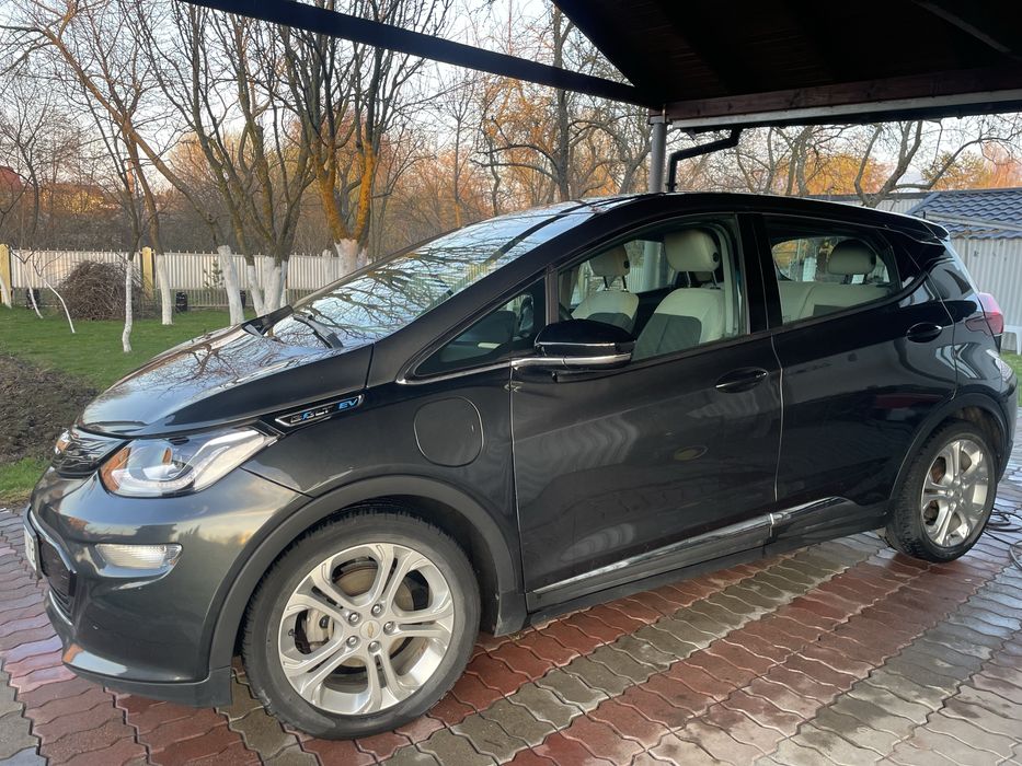 Продам авто chevrolet bolt