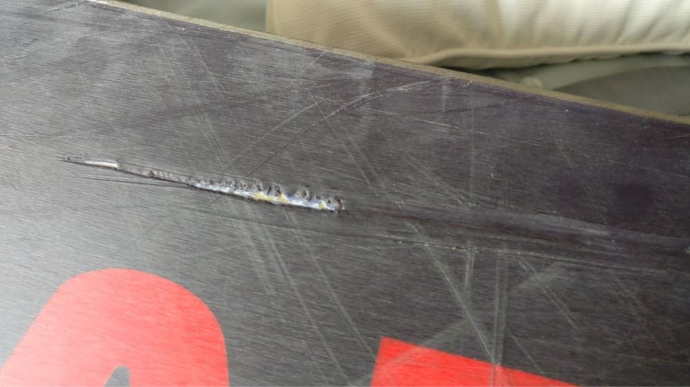 Reparação e enceramento Snowboard e Ski