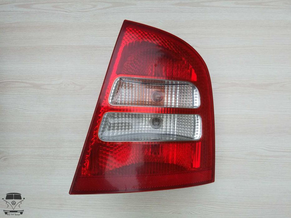 Стопы задние стоп (лифтбек) Шкода Октавия Тур