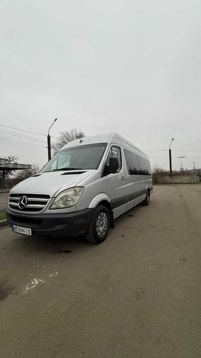 Продам Mercedes Sprinter 8+1