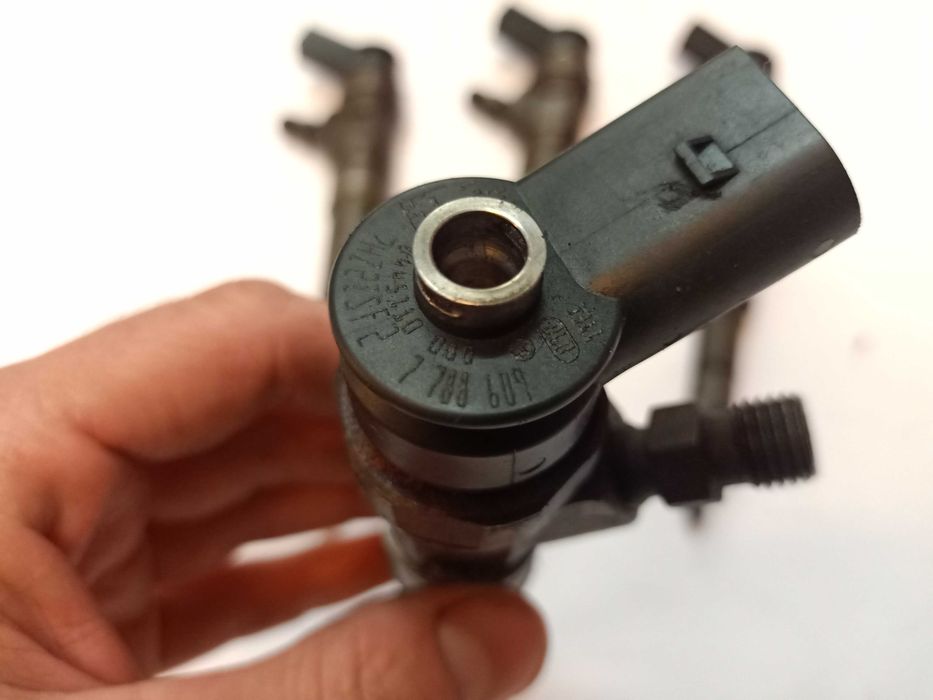 BMW E46 E87 E60 E90 Wtryskiwacz paliwa 2.0D 3.0D wtrysk 150KM M47 M57