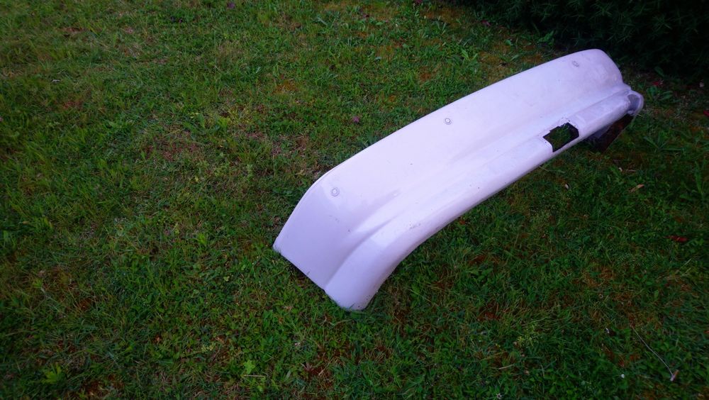 Para-choques Toyota Corolla Ce100