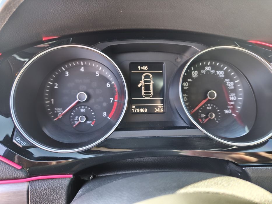 Jetta 2015року 1.8tsi