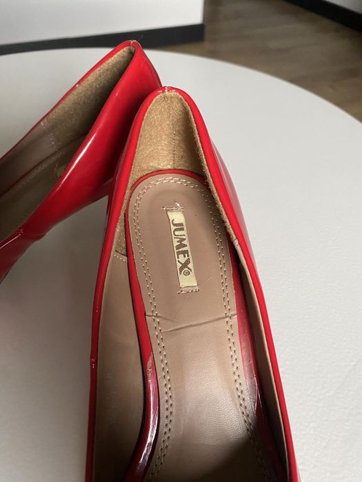 Czerwone lakierowane szpilki roz.38