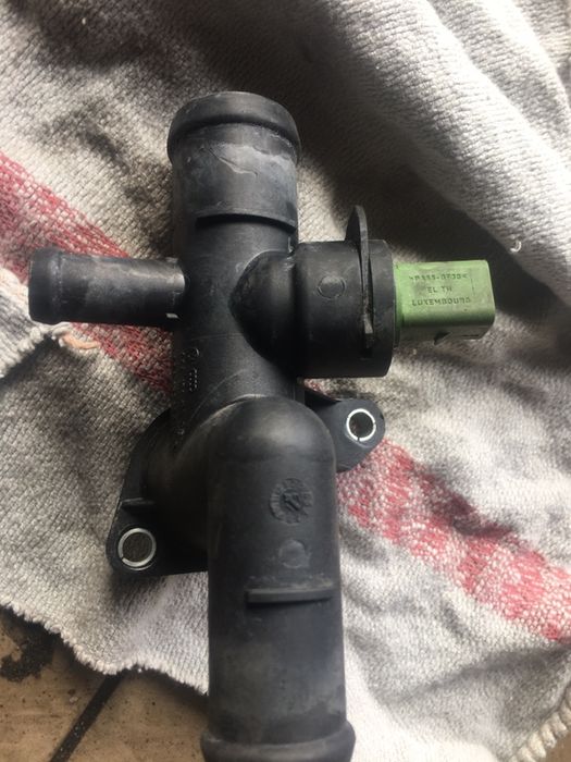 Króciec wody, czujnik temp, Audi, VW 1.8t