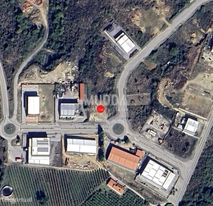 Terreno Industrial em Armamar
