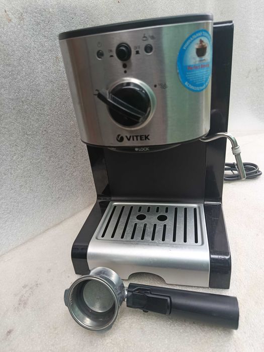 Кофеварка кавоварка еспресо VITEK VT-1513.