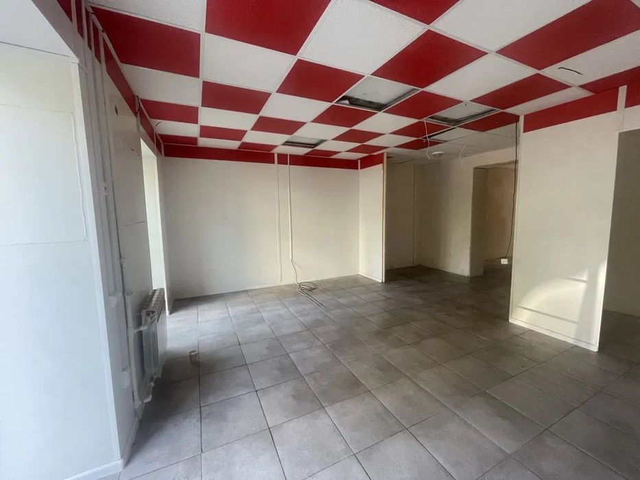 Без %. Отдельный вход. Магазин. Коммерция. Трафик людей. Дарница.