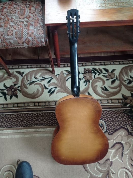 Гітара продам 1200