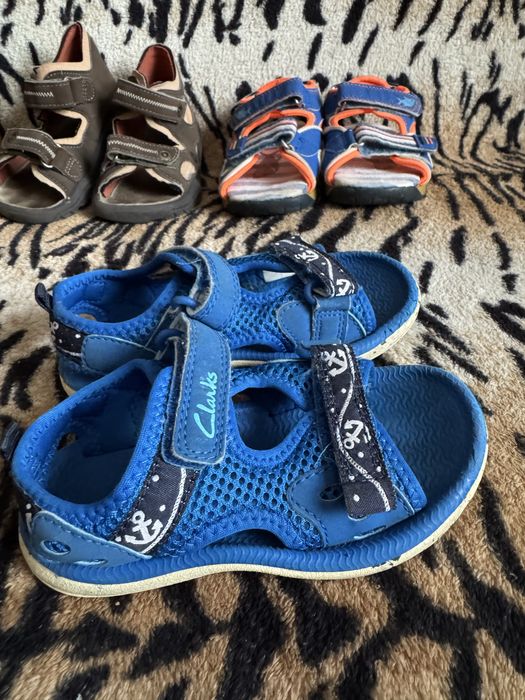 Босоніжки Clarks, UK 7 F, розмір 23-24, устілка 15 см.
