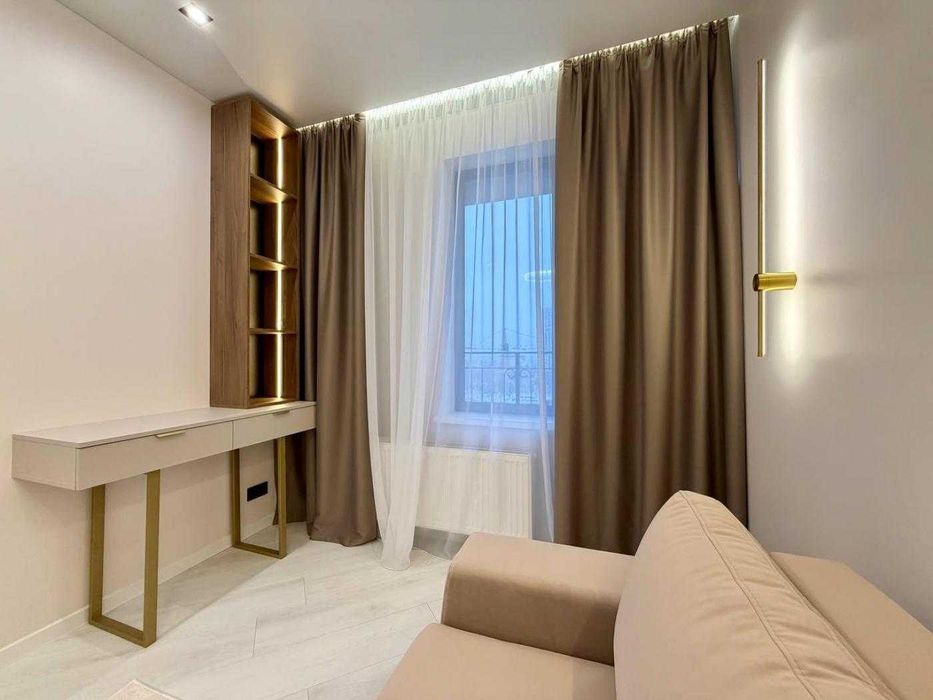 2к ЖК Эллада Аркадия Гефест Торг Дизайнерский ремонт средний этаж