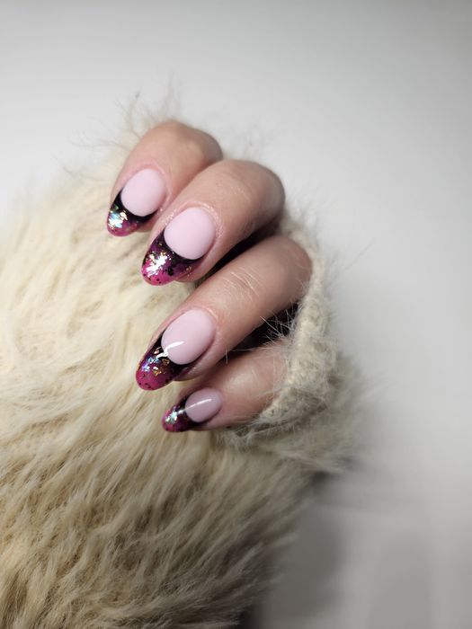 Paznokcie żelowe / HYBRYDA / manicure hybrydowy  / pedicure /TANIO