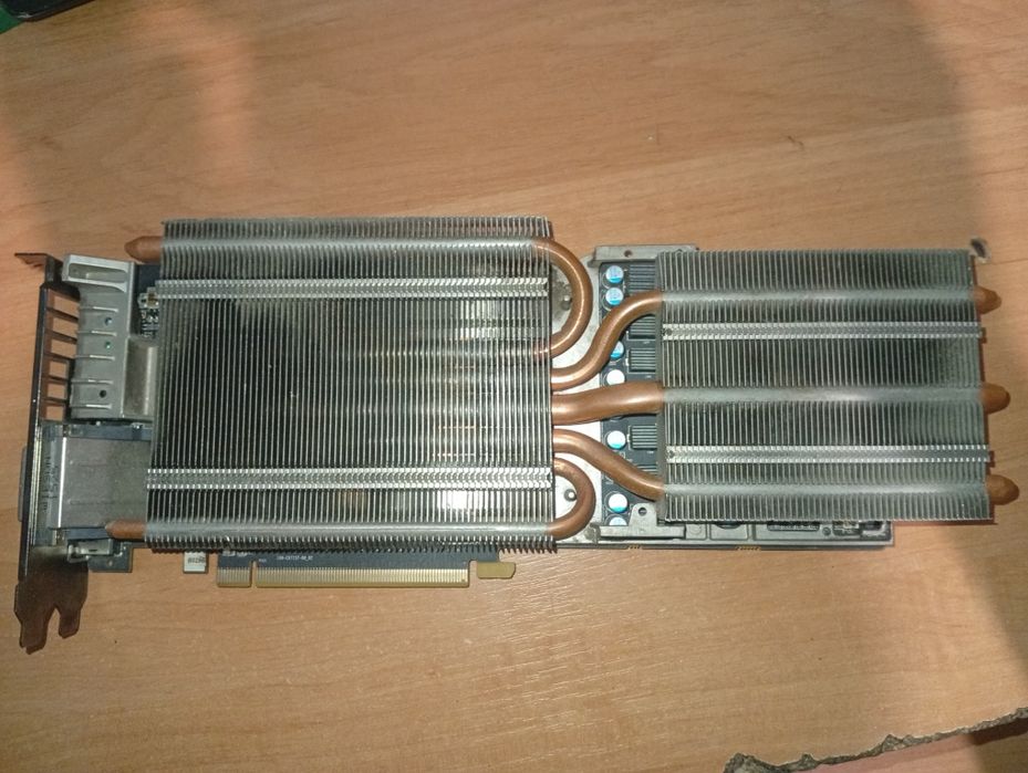 Відеокарта Sapphire nitro R9 390X