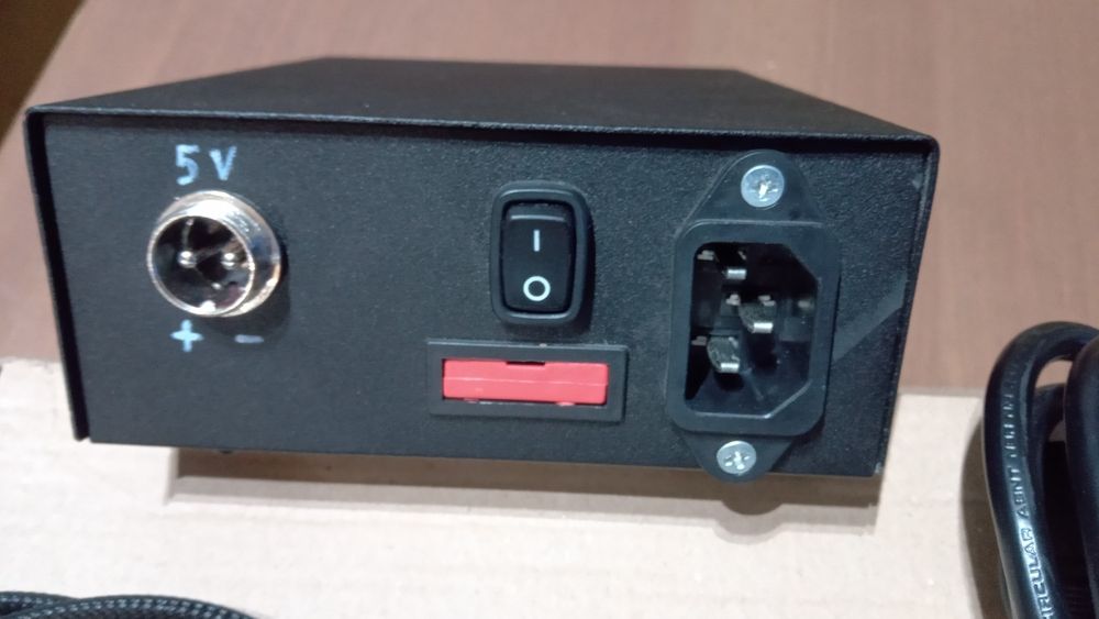 Zasilacz liniowy Tomanek - 5V 3A