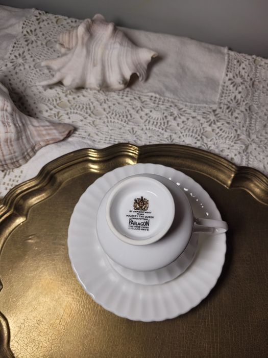 Кавова пара Англія Paragon