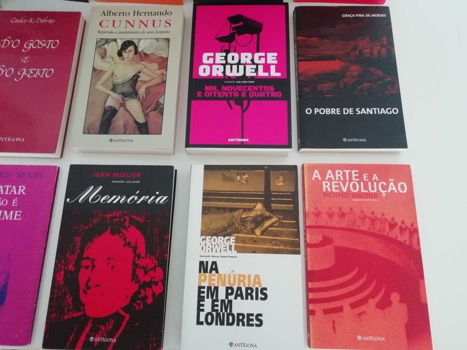 Antígona - livros vários