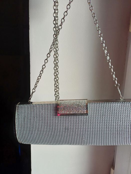 Torebka kopertówka srebrna