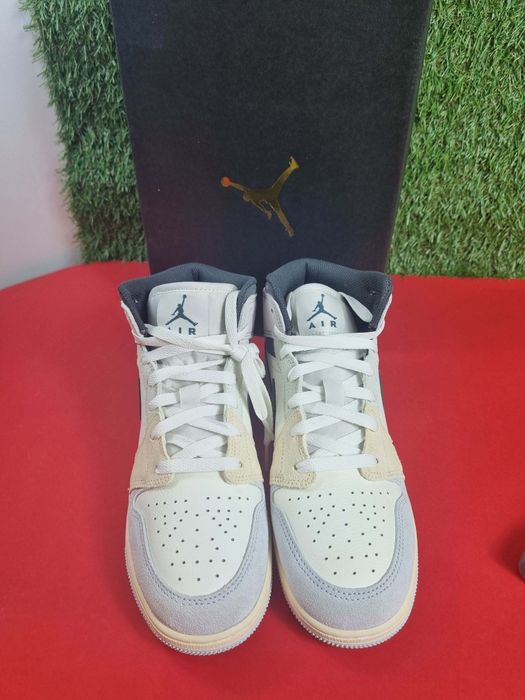 Buty Air Jordan 1 Mid Se