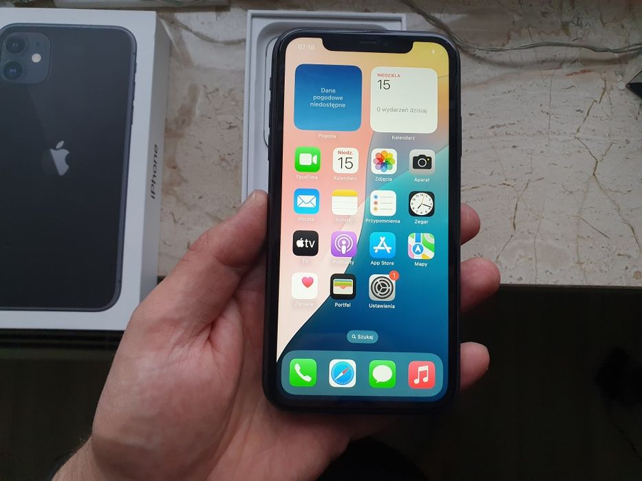 Apple iPhone 11 Czarny 64GB + Pudełko ładny stan KOMPLET! Bez blokad