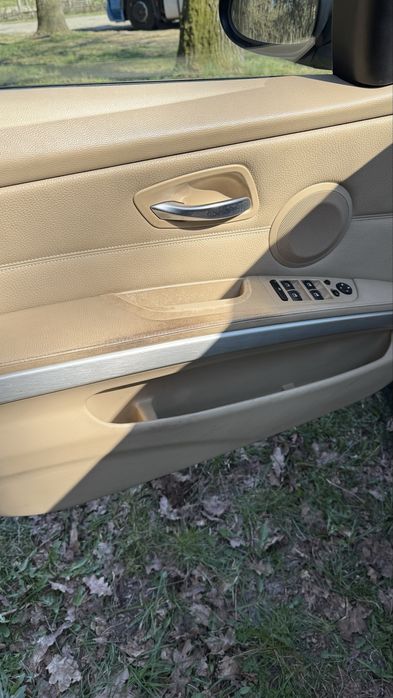 BMW E90 320d 2006року