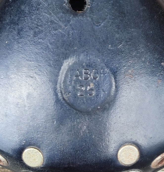 Selim em pele TORPEDO fabrico TABOR antigo raríssimo colecionável