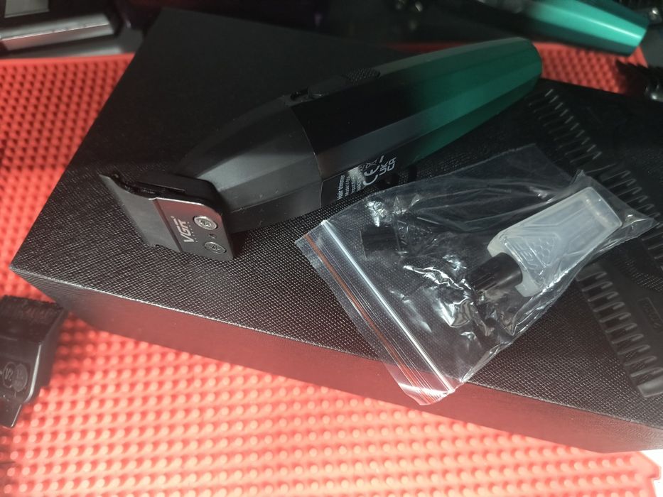 Продам новый комплект профессиональный машинок