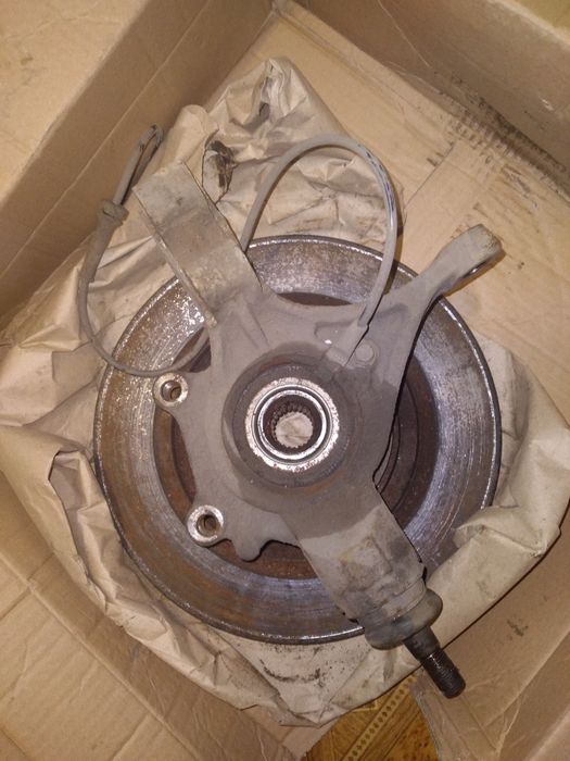 Ступиця пежо307 права